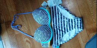 （分類：）位於 。 由 charezz05 提交（商品編號 1306892891，圖片 1）。簡介： 。
