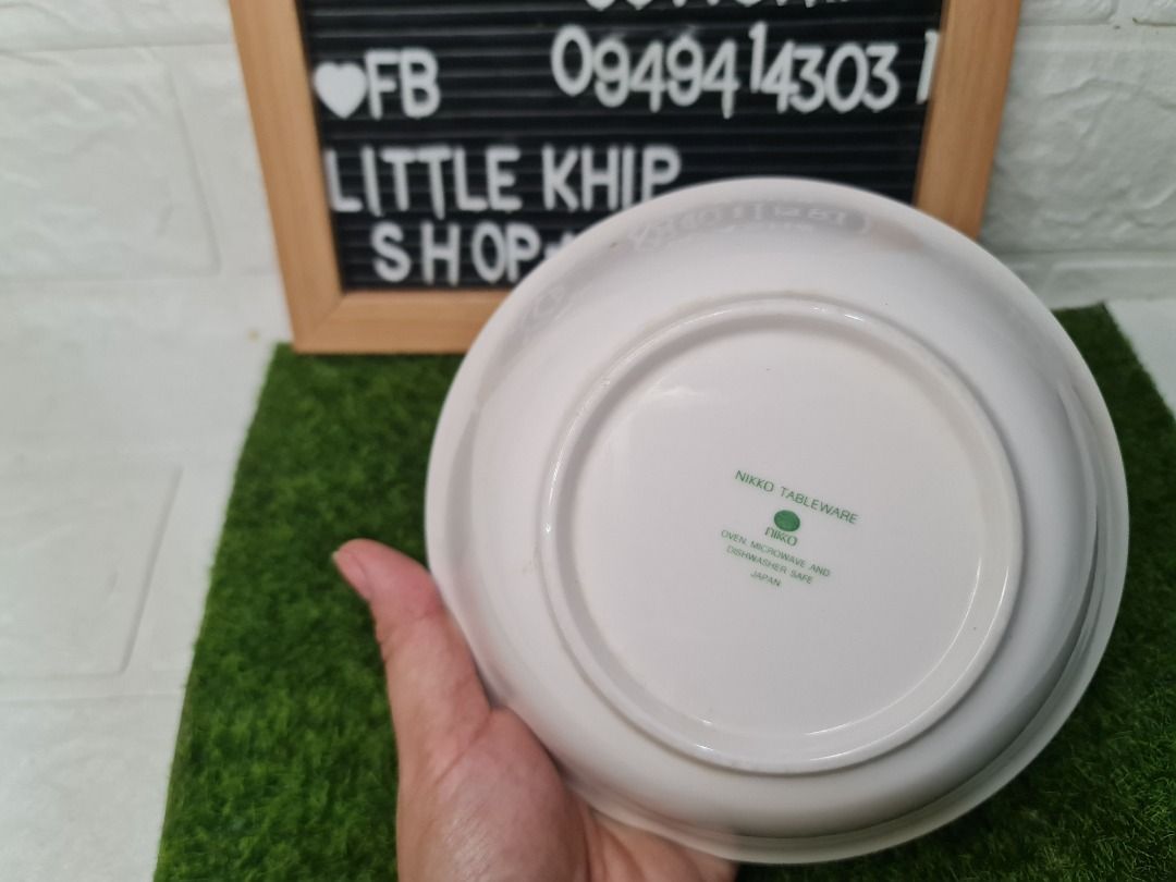 Branded elle bowl (Category: Dinnerware & Cutlery) located in Bacoor. Submitted by LittleKhipShop (Listing ID 1307020129, Image 2). Description: 💕Branded elle bowl 🏷mine at 70 ©️ with markings ●COMMENT ON PRICE & DESCRIPTION ONLY. ●Breakable items is non-refundable, buy at your own risk. ●Policy : Mine now pay tomorrow. ●SCREENSHOT YOUR DIBS ITEM. FOR YOUR OWN REFERENCE.