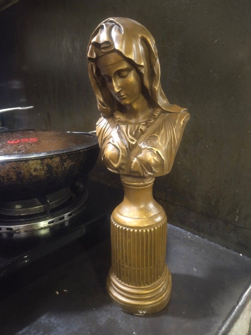 Brass Mama Mary head bust with stand statue display (Category: Religious Items) located in Manila. Submitted by kurukutuk (Listing ID 1307054502, Image 2). Description: brass Mama Mary head bust with stand statue display 17 x 6 inches HxL made of brass.