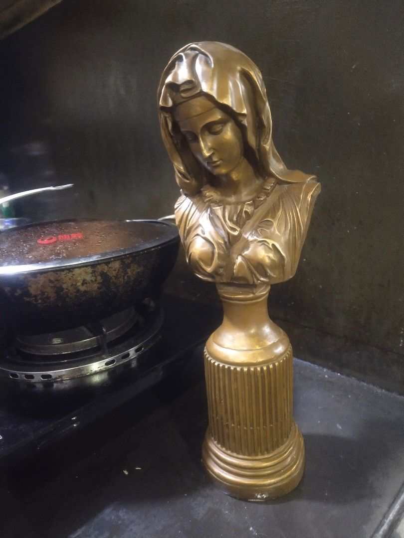 Brass Mama Mary head bust with stand statue display (Category: Religious Items) located in Manila. Submitted by kurukutuk (Listing ID 1307054502, Image 3). Description: brass Mama Mary head bust with stand statue display 17 x 6 inches HxL made of brass.
