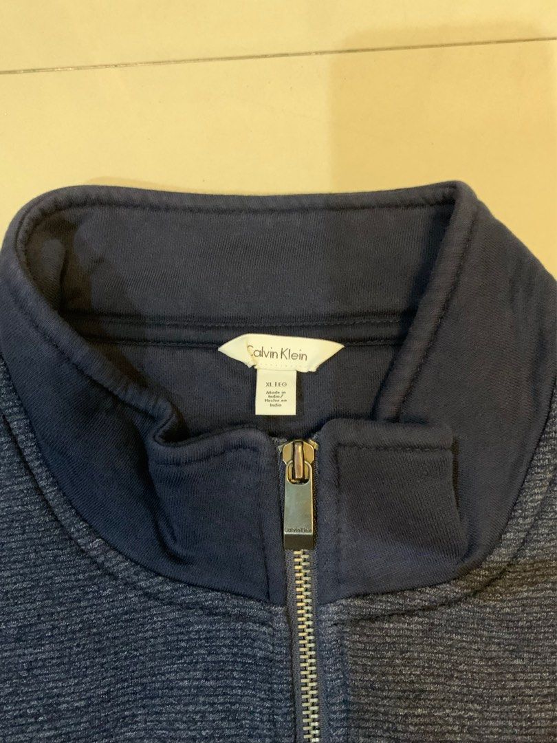 Calvin Klein Jacket (Category: Coats, Jackets and Outerwear) located in Quezon City. Submitted by freeman520 (Listing ID 1306995861, Image 2). Description: Calvin Klein Jacket Size XL.