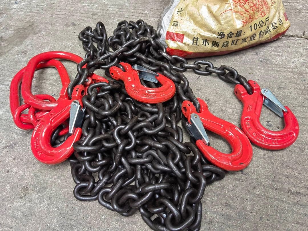Chain Sling (4 Legs), Commercial & Industrial, Industrial Equipment on ...