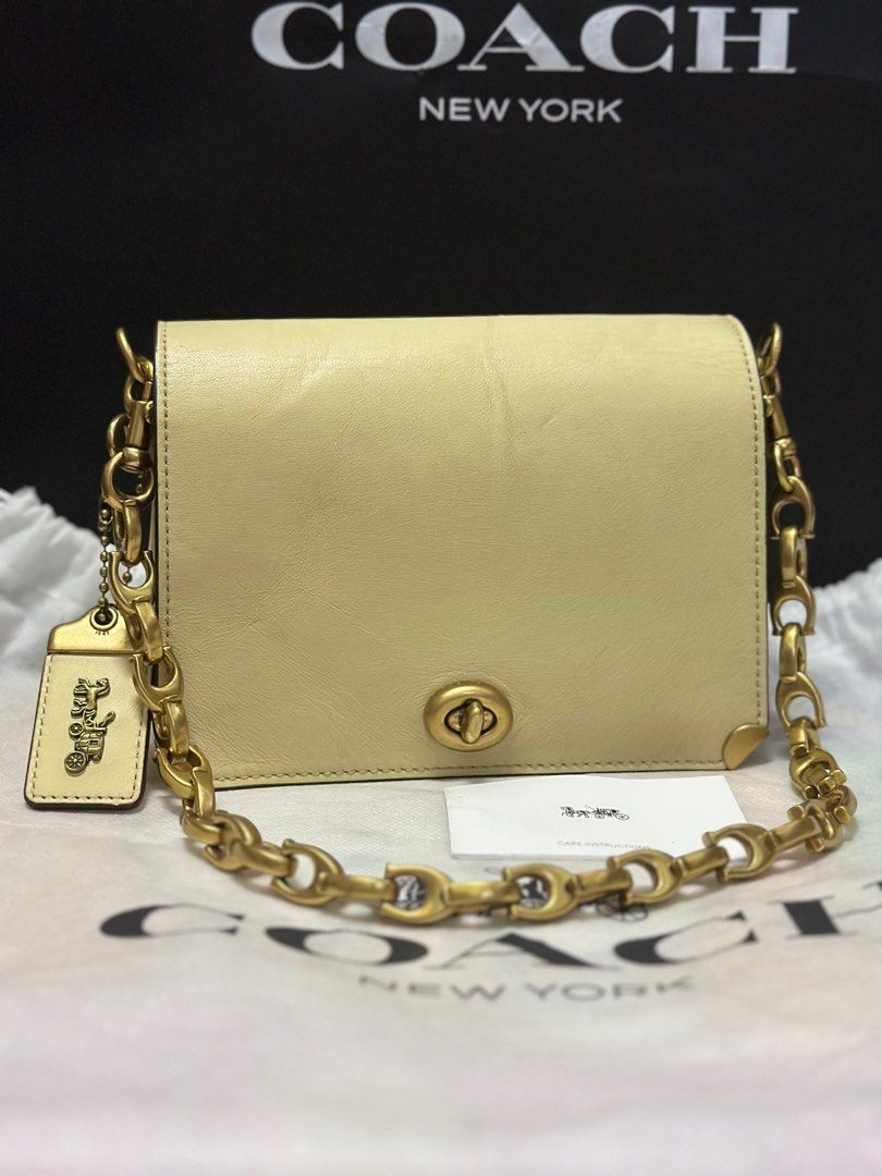 Coach Vintage Dinky 19 Luxury Bags Wallets on Carousell