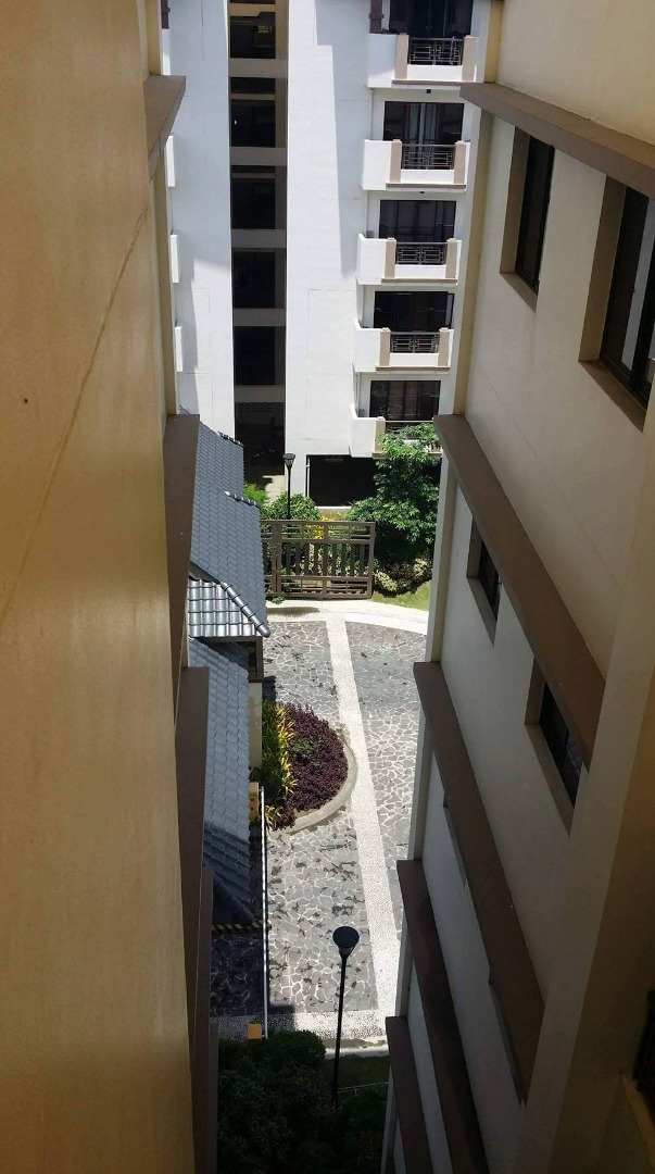 (Category: ) located in . Submitted by tikisoka (Listing ID 1306902505, Image 1). Description: .