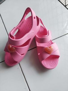 Crocs 206245 Classic Crocs Strap Sandals PS Girls (size 19.0)
