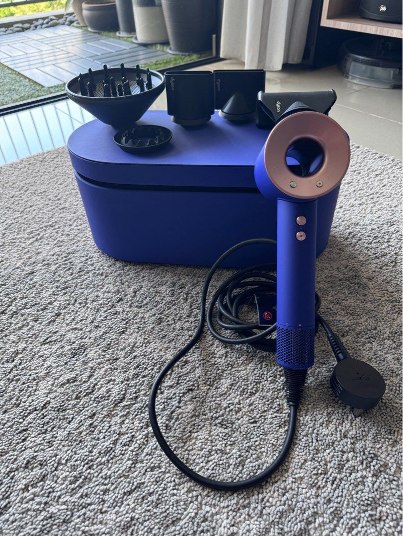 ヘアドライヤー Dyson hair dryer HD08 Blue/Rose Dyson hair dryer HD08 Blue/Rose
