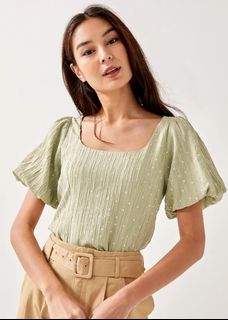 （分類：）位於 。 由 declutterwithr_x 提交（商品編號 1307023650，圖片 1）。簡介： 。