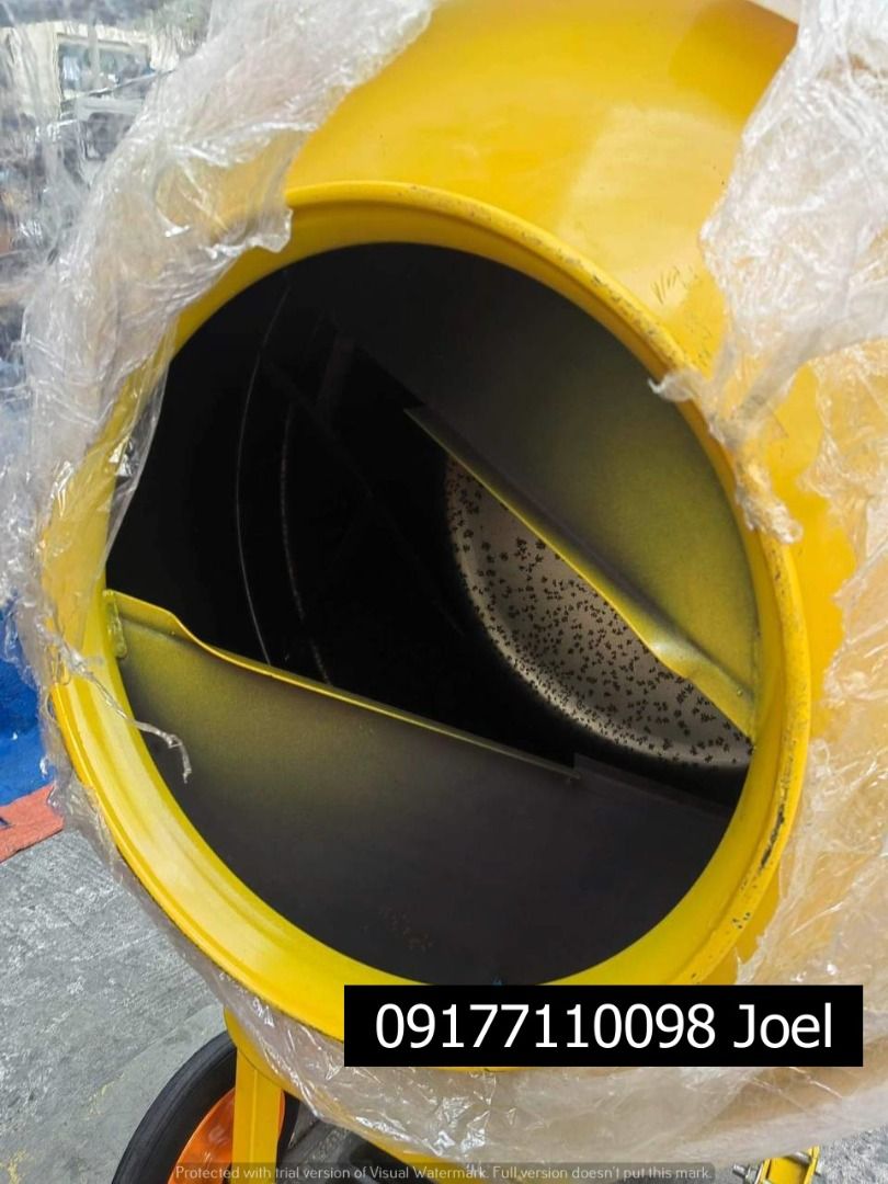 Electric cement mixer (Category: Construction Tools & Equipment) located in Manila. Submitted by joeyroque09 (Listing ID 1306928505, Image 2). Description: Electric cement mixer Size: 350L auto unload .