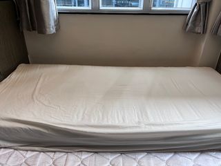 （分類：）位於 。 由 samputrid 提交（商品編號 1306914310，圖片 1）。簡介： 。