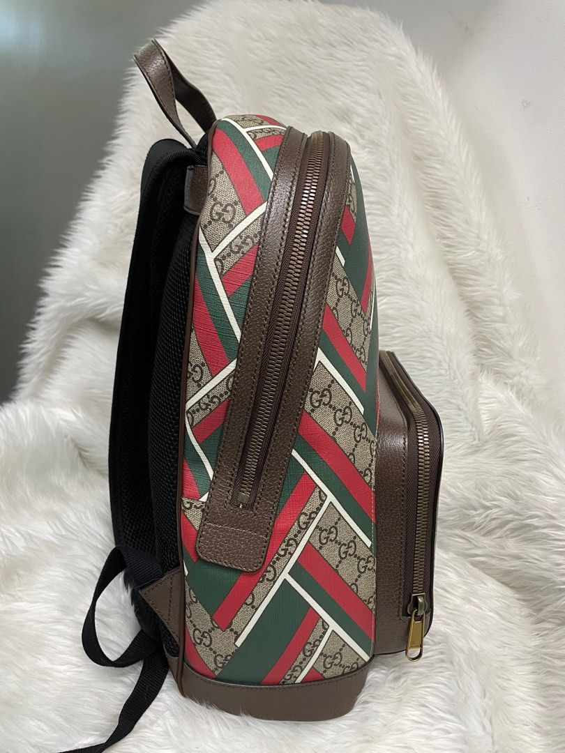 GUCCI Supreme Monogram Chevron Biege Green Red Backpacked