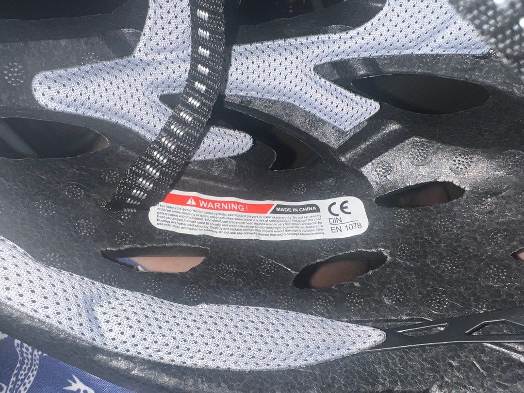 Head gear for bycicle (Category: Bicycles) located in Malabon City. Submitted by 168raymond (Listing ID 1307008408, Image 3). Description: Head gear for bycicle Location potrero malabon Slightly used 600 fix na po.