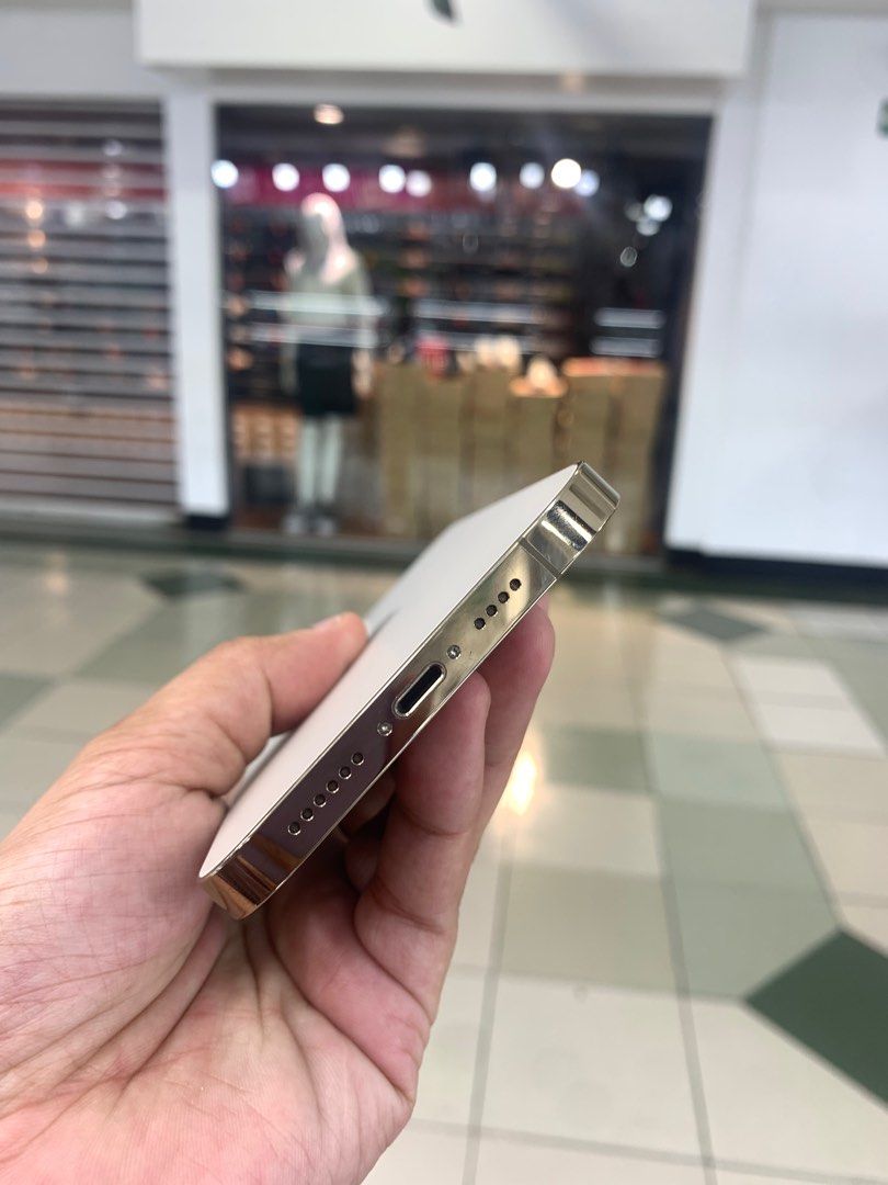 iPhone 13 Pro max 128gb (Category: iPhone 13 Series) located in Manila. Submitted by arzillah (Listing ID 1306926379, Image 3). Description: iPhone 13 Pro max 128gb Factory unlock US variant 97% battery health Slightly use Honest issue: replace LCD and camera No dents No scratches All working Open for COD/COP + SF Manila area (sameday delivery) Provinces area (via LBC) required DP to avoid cancellations Physical store: Greenhills Shopping Center,