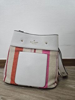 （分類：）位於 。 由 whitmay 提交（商品編號 1306969854，圖片 1）。簡介： 。