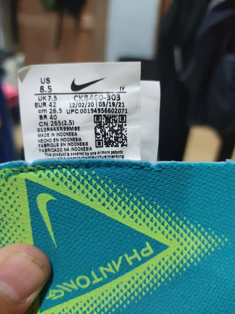 NIKE へばりつく ファントムGT2 AG-PRO 26.5cm 78