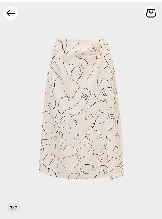 Pomelo Beige Abstract Face Midi Skirt (Category: Skirts) located in Quezon City. Submitted by hello.5678 (Listing ID 1307027763, Image 2). Description: Worn once! Size S on tag. Such a cute piece! In brand new condition. RFS: Decluttering. .