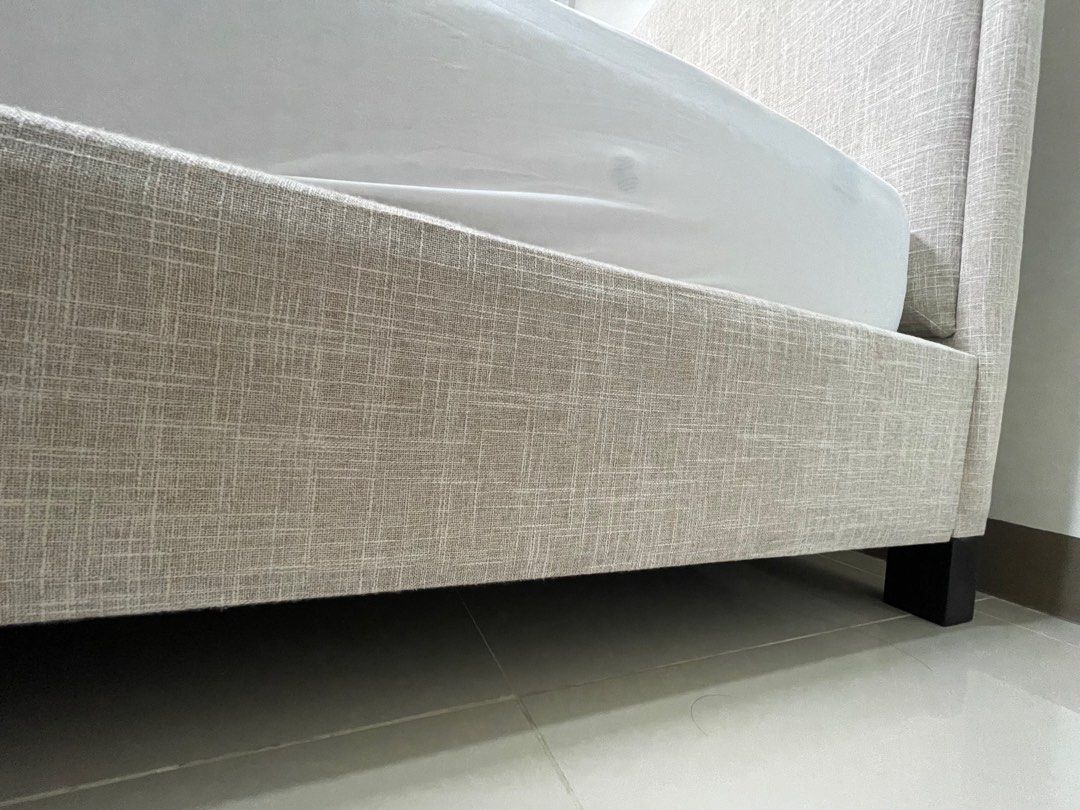 Full Double XL Size Bed Frame and Uratex Bed (Category: Bed Frames & Mattresses) located in Makati City. Submitted by lesley0110 (Listing ID 1306924663, Image 3). Description: Bed Frame 54x75 Uratex Bed 8x54x75 Mattress Protector (with free bedsheets).