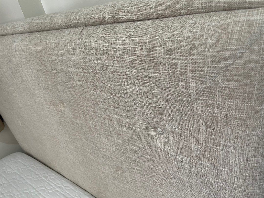 Full Double XL Size Bed Frame and Uratex Bed (Category: Bed Frames & Mattresses) located in Makati City. Submitted by lesley0110 (Listing ID 1306924663, Image 2). Description: Bed Frame 54x75 Uratex Bed 8x54x75 Mattress Protector (with free bedsheets).