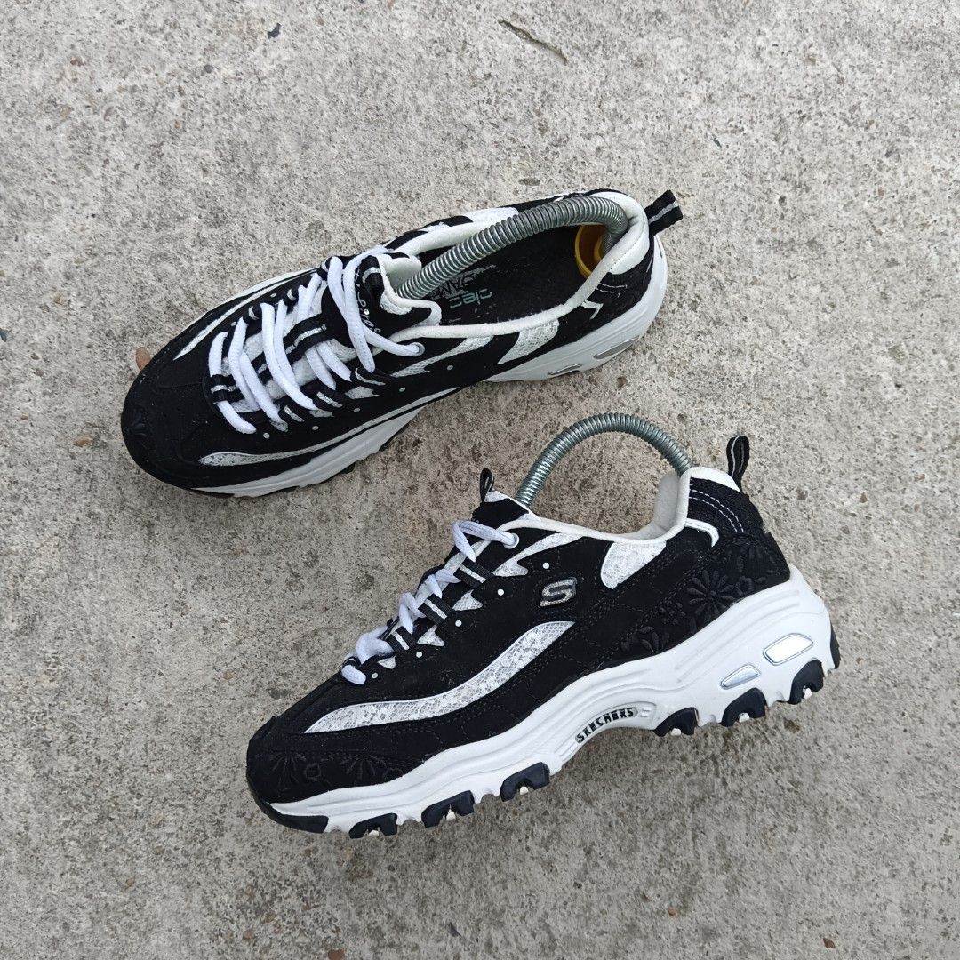 Black skechers 4.5 cheap