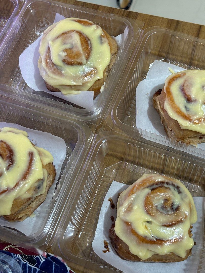 Soft and Gooey Cinnamon Rolls (Category: Homemade Bakes) located in Quezon City. Submitted by kadoh (Listing ID 1307033812, Image 3). Description: Pwede pang regalo, pwede pang merienda <3 69/pc 270 box of 4 390 box of 6 📍Valenzuela Note: this is for pre order. 1-2 days lead time needed. .