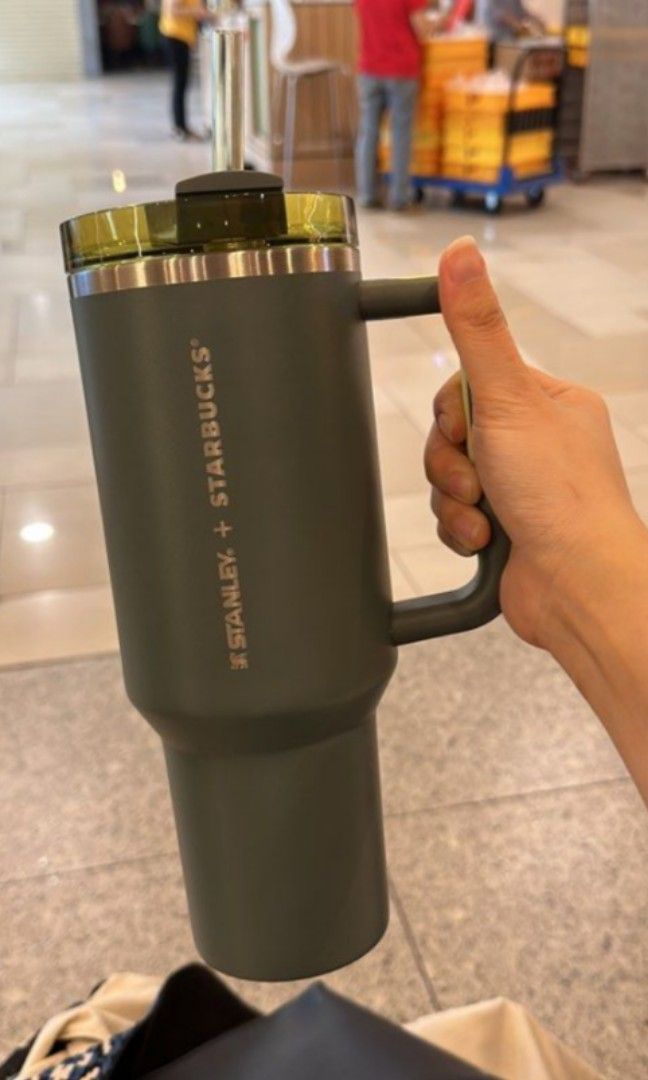 Starbucks Ash Stanley Stainless Steel Cold Cup (Category: Coffee & Tea Tableware) located in Singapore. Submitted by rainbowmint (Listing ID 1306959339, Image 2). Description: .