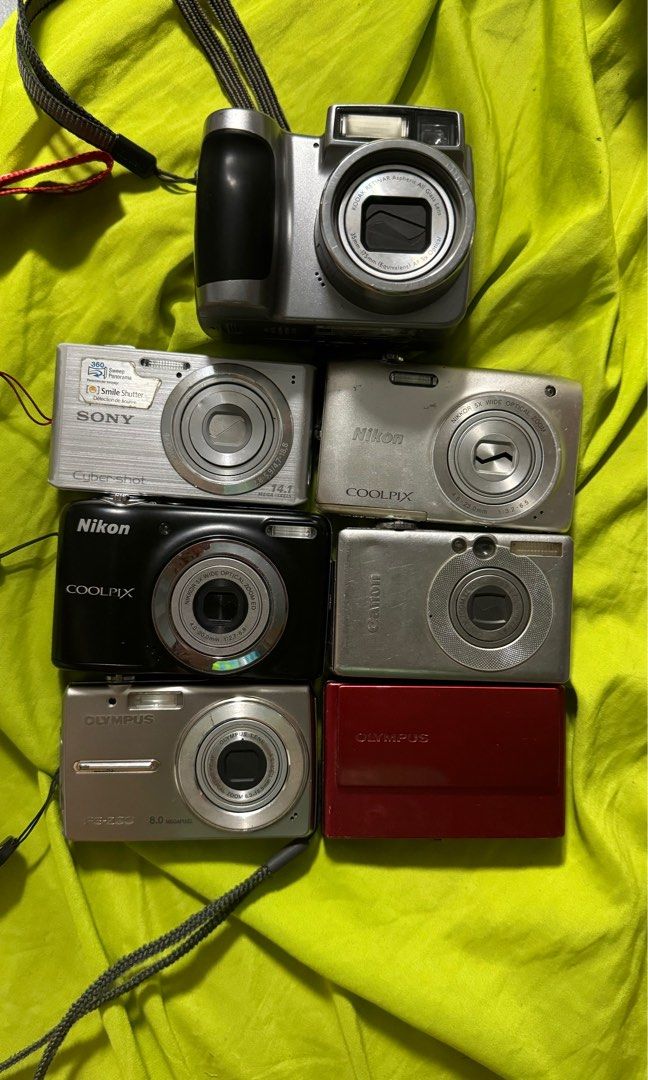 UNTESTED or FOR PARTS DIGITAL CAMERA DIGICAMS (Category: Cameras) located in Cebu City. Submitted by gilejehhk (Listing ID 1307002203, Image 1). Description: TAKE ALL 2000 Kodak EasyShare Z700 100% untested Sony Cybershot DSC-W610 Nikon Coolpix L25 Olympus FE-280 Nikon Coolpix S3100 Canon Ixy PC1101 Olympus u1040 Untested cameras For display collections Buy at your own risk May or may not working Wala ng pera papaayos or bumili ng parts UNIT ONLY