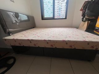 URATEX queen size mattress