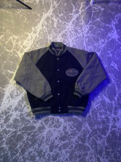 (Category: ) located in . Submitted by enihthrift (Listing ID 1306962146, Image 1). Description: .