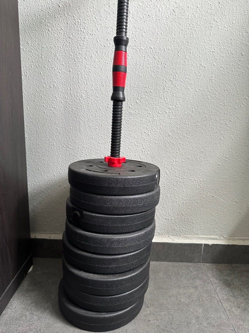 Weights Set (Category: Weights & Dumbbells) located in Singapore. Submitted by dhiahashwini (Listing ID 1306944962, Image 2). Description: 2x adjustable rods 2x 4KG Kettlebells 3x 1.25KG Disc 4x 2.5KG Disc 8x 3KG Disc Feel free to check and purchase. Self collection only. .