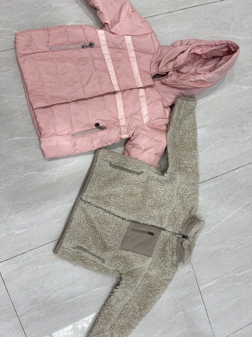 Winter Jacket (Category: Babies & Kids Fashion) located in Singapore. Submitted by vrom (Listing ID 1306953007, Image 1). Description: .