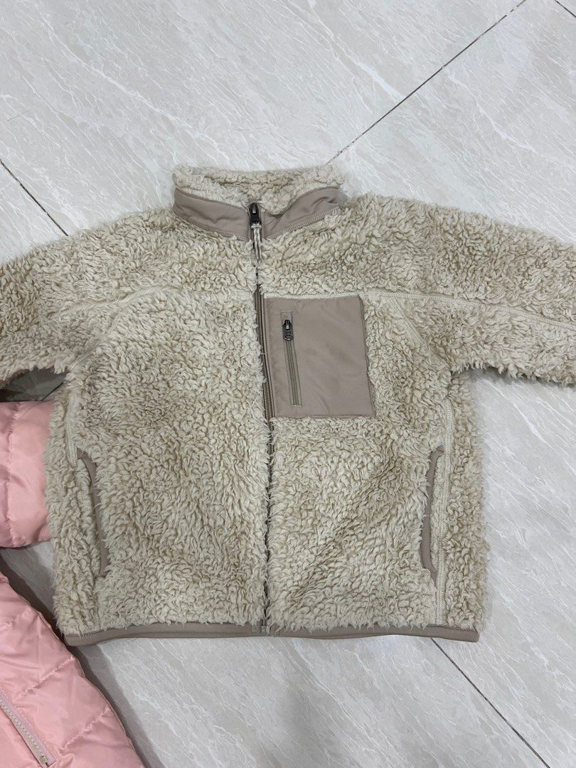 Winter Jacket (Category: Babies & Kids Fashion) located in Singapore. Submitted by vrom (Listing ID 1306953007, Image 2). Description: .