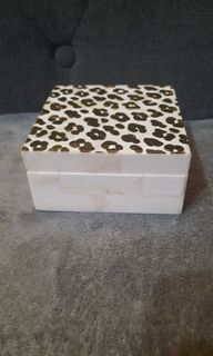 Wooden storage box 4x2" Made in India