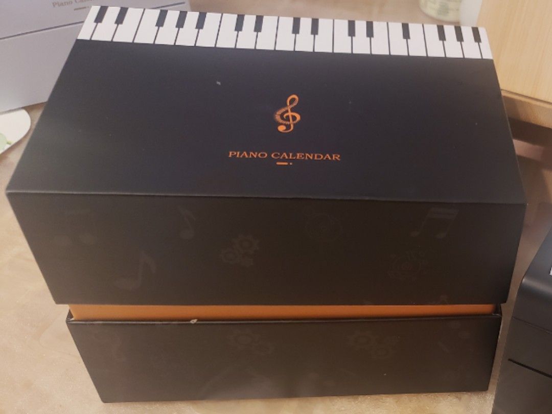 全英文版，100％新繁體字歌日曆琴跟Jay / Eason / JJ / Mayday / Gem, 興趣及遊戲, 音樂、樂器& 配件, 樂器配件-  Carousell