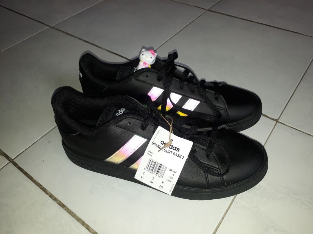adidas Grand Court Base 2.0 (Category: Sneakers & Footwear) located in San Antonio. Submitted by skrcvom (Listing ID 1307209330, Image 2). Description: never been used talaga everrrr sinukat ko lang talaga huhu </3 - bought in Qatar - walang box pero will put it in one kapag i-ship - shipping fee shoulder ng buyer :) - color may vary due to lighting pero nagchachange talaga color nung lines ^^! rfs: wrong size .
