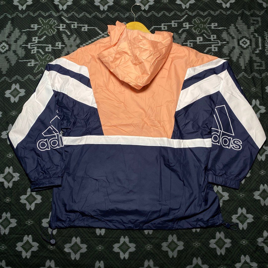adidas JIL29 Women s Outline Badge of Sports Windbreaker Jacket Jersey Top Fesyen Wanita Pakaian Wanita Atasan di Carousell