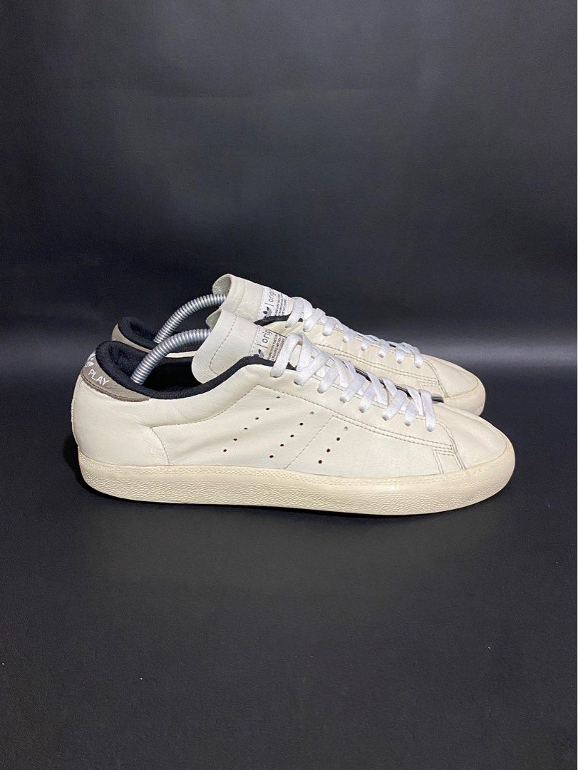 Adidas Match Play, Fesyen Pria, Sepatu , Sneakers di Carousell