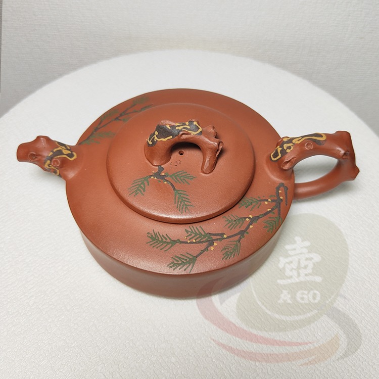 中国古美術・原鉱底槽清、紫砂泥、カボチャ提梁壺、汪寅仙紋 紫砂壺・急須 中国古美術・原鉱底槽清泥養神紋・紫砂壺・底款:顧景舟・朱泥