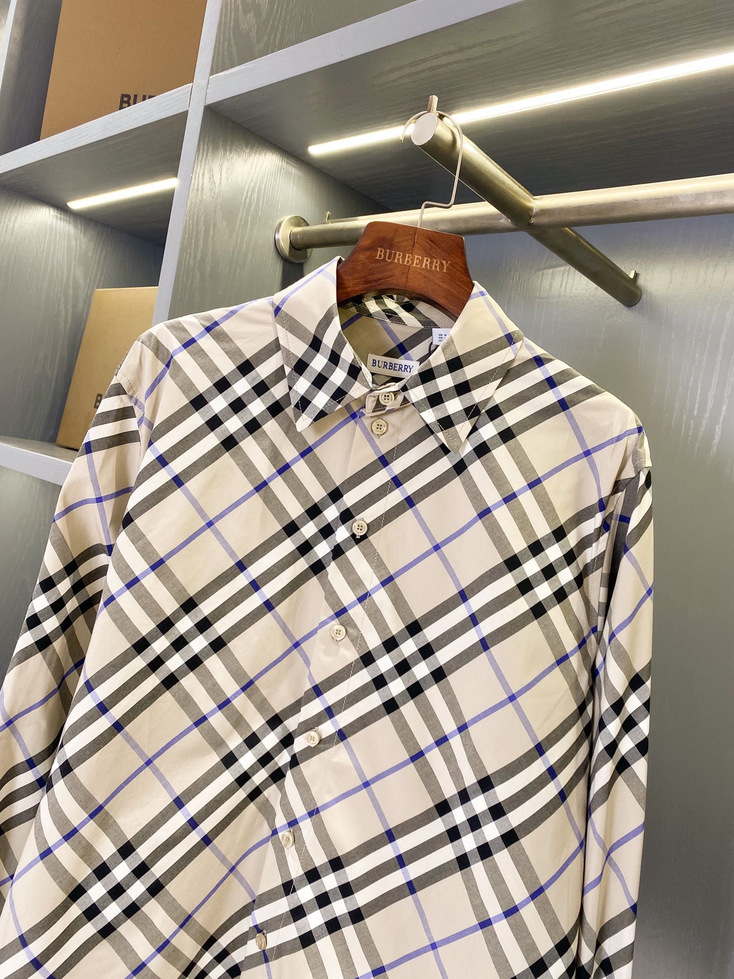 Authentic Burberry vintage plaid slim fit shirt Men s Fashion Tops Sets Shirts on Carousell
