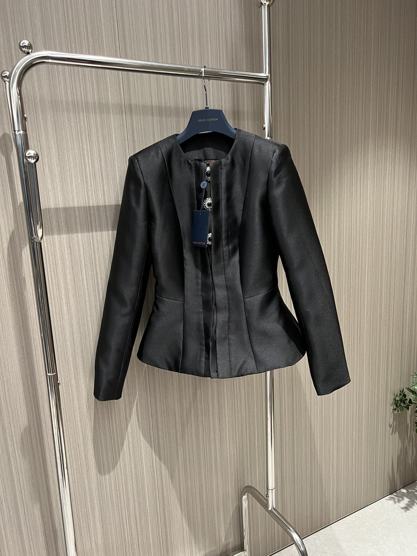 Authentic lv gem buckle waist lotus leaf jacket, Women's Fashion