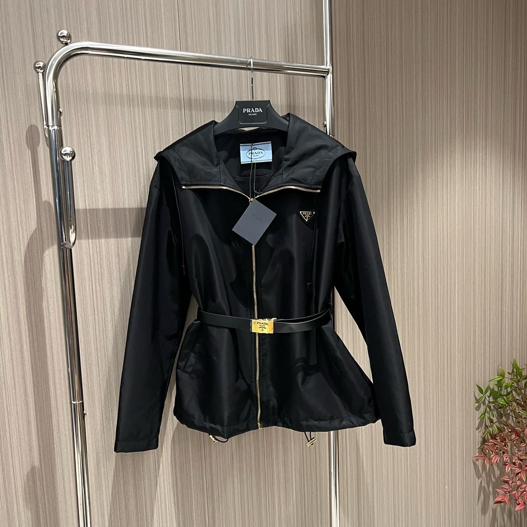 Authentic prada hooded nylon windbreaker jacket, Women's Fashion