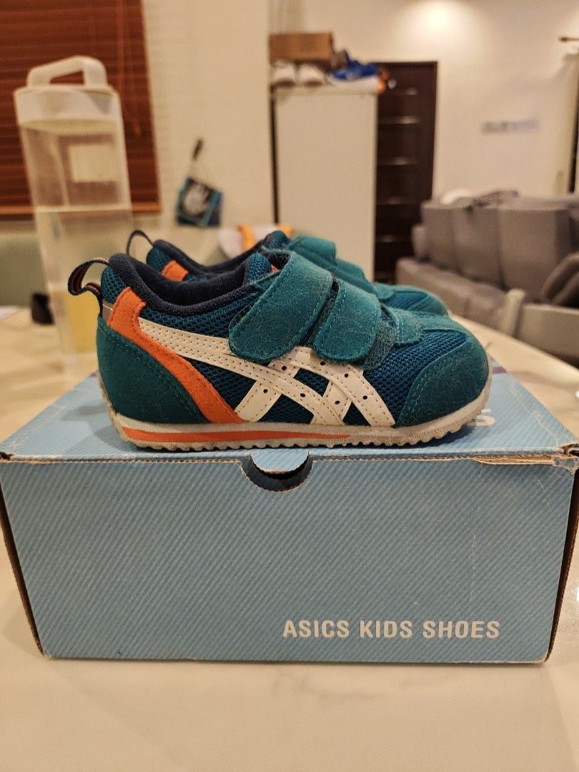 Baby asics clearance
