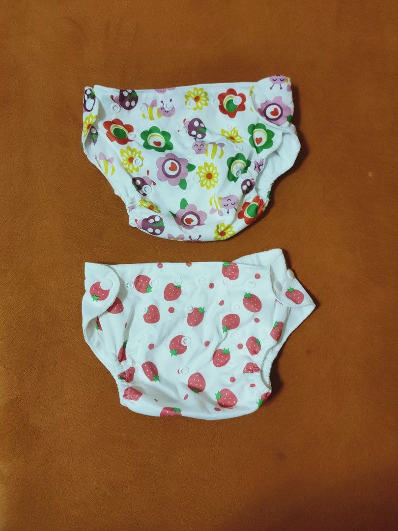 Baby washable diaper (Category: Diapers & Baby Wipes) located in Quezon City. Submitted by catey69 (Listing ID 1307138326, Image 2). Description: the best baby washable diaper useful ito for pahinga sa diaper and adjustable for 0-6months.
