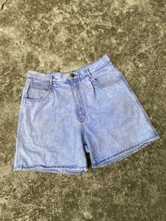 (Category: ) located in . Submitted by random.rags (Listing ID 1307197083, Image 1). Description: .
