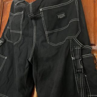 (Category: ) located in . Submitted by copandwear (Listing ID 1307138418, Image 1). Description: .
