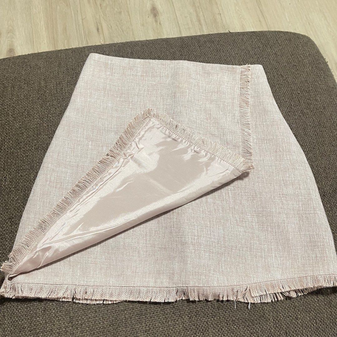 Champagne Skirt (Category: Skirts) located in Quezon City. Submitted by blisscorner (Listing ID 1307226688, Image 3). Description: Size on pic Premium quality🤍 With short inner lining mop: gcash/maya mod: J&T regular (no cod) or via lalamove/grab FREE SF if you buy 5 or more✨ check my profile for more listing!🫶🏻.