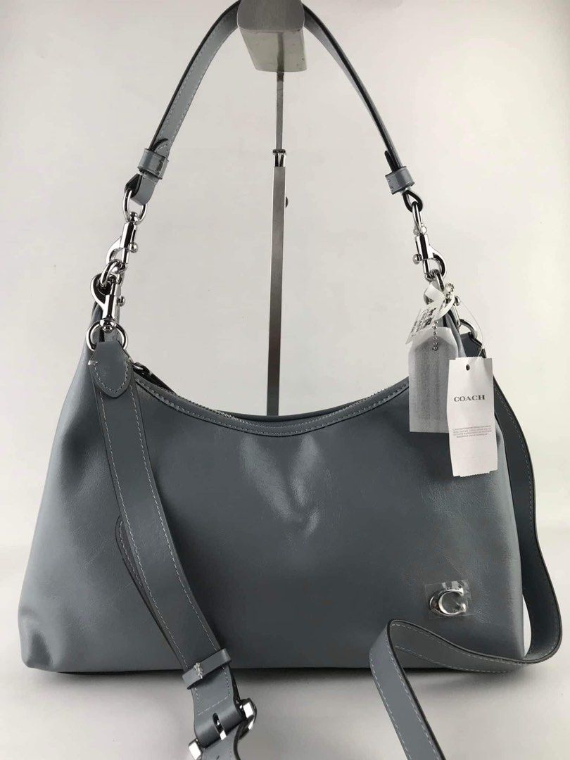 Coach Juliet Shoulder Bag (Category: Luxury Bags & Wallets) located in Pasig City. Submitted by mgmanila (Listing ID 1307088705, Image 2). Description: CCH Juliet Shoulder Bag Dimensions;28*12*8cm P2,600 ✔️Cash on Pickup (COP) via LBC available ✔️Cash on Delivery (COD) available ✔️MOP: Gcash,Maya And Bank transfer ✔️Shipping via Lalamove, Grab and Joyride ✔️Yes to Same day delivery🥰 📩DM us for more info or any inquiries📩 DISCLAIMER: MG MNL is 