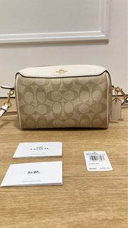（分類：）位於 。 由 dittocam 提交（商品編號 1307212292，圖片 1）。簡介： 。