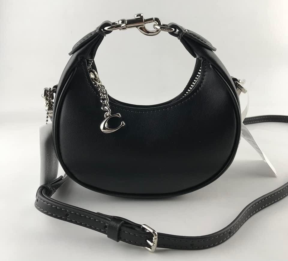 Coach mini jonis (Category: Luxury Bags & Wallets) located in Pasig City. Submitted by mgmanila (Listing ID 1307098361, Image 1). Description: CCH Mini Jonis Dimensions: 15.5cm (L) x 7cm (H) x 6cm (W) 2,500 ✔️Cash on Pickup (COP) via LBC available ✔️Cash on Delivery (COD) available ✔️MOP: Gcash,Maya And Bank transfer ✔️Shipping via Lalamove, Grab and Joyride ✔️Yes to Same day delivery🥰 📩DM us for more info or any inquiries📩 DISCLAIMER: MG MNL 