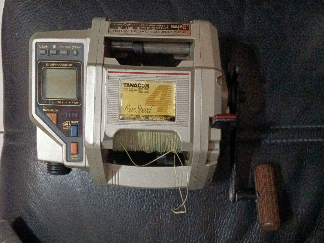 Daiwa Tanacom SS-80 電動捲線器海釣釣魚, 體育器材, 釣魚在旋轉拍賣