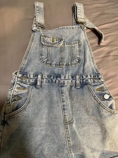 (Category: ) located in . Submitted by tinyhairdryers (Listing ID 1307225623, Image 1). Description: .