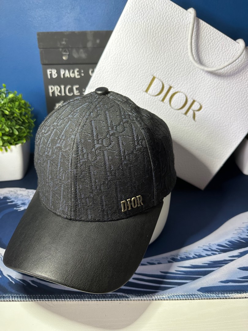 Cap dior online